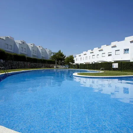 Cumbres De Apartment *